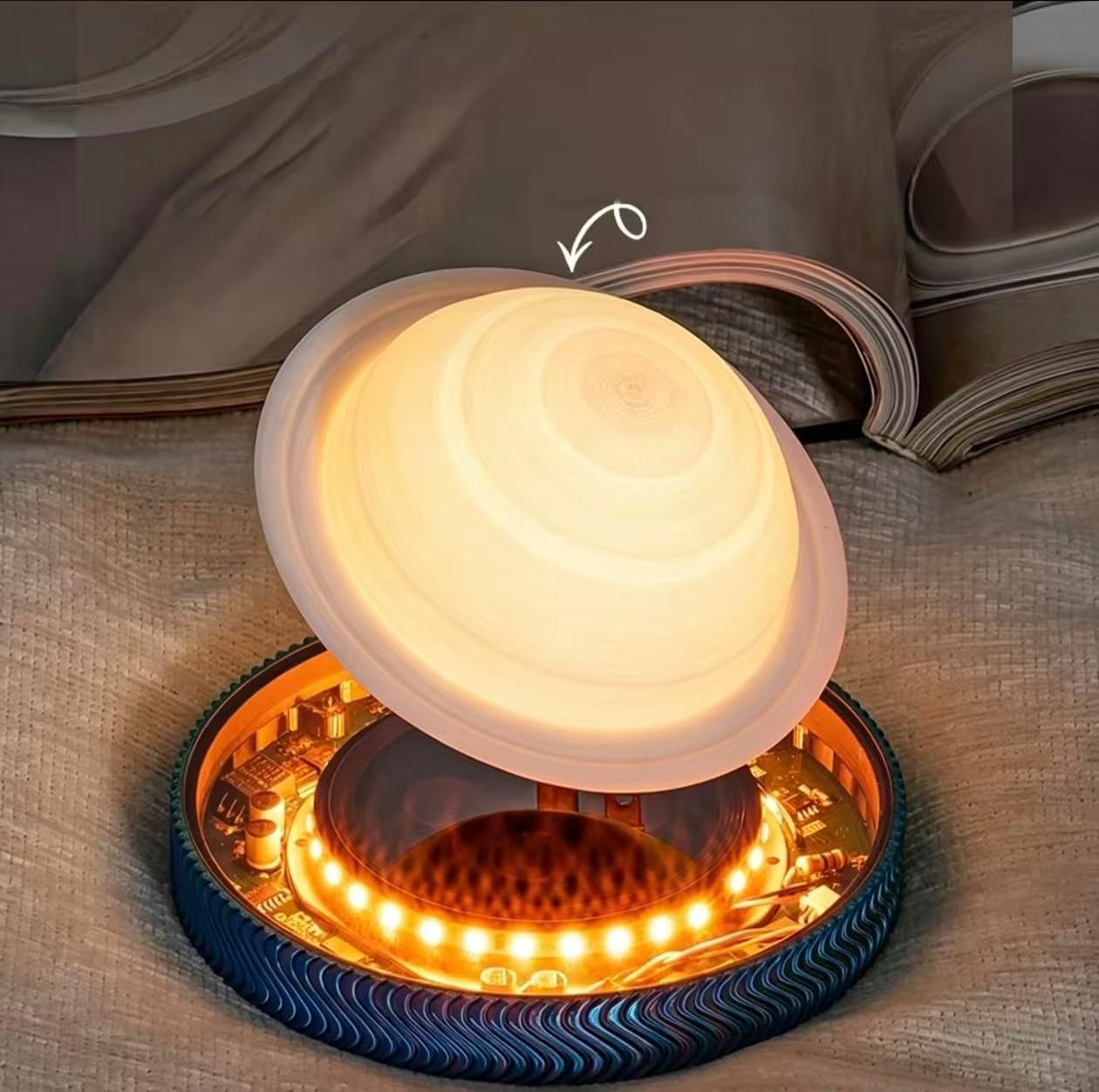 Magnetic Levitation Saturn Night Light